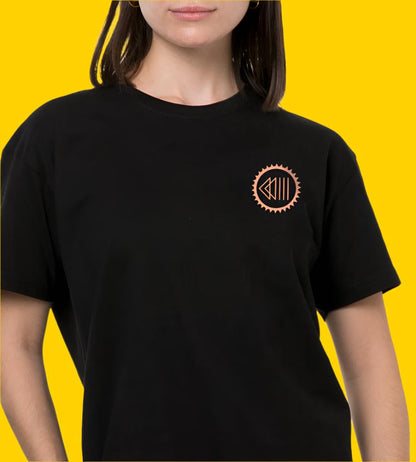 Tee "Dabeull's Pagoda" • by TeeOreo