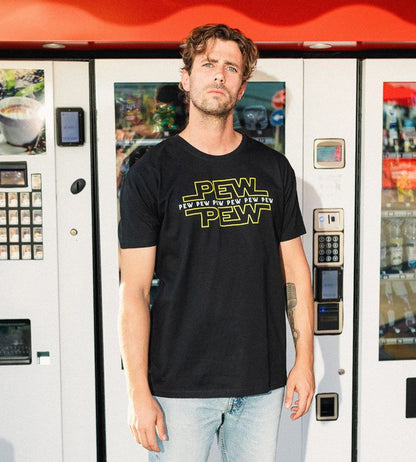 Tee "Star Pew" • by TeeOreo