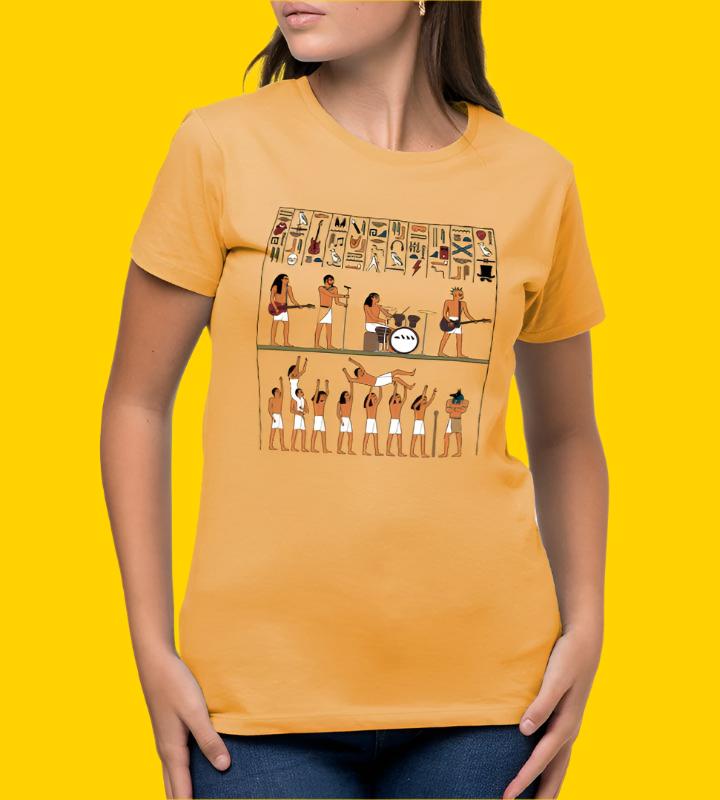 Tee "Cairock" • by TeeOreo