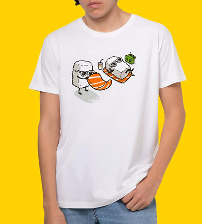 Tee "Sushi Plage" • by TeeOreo